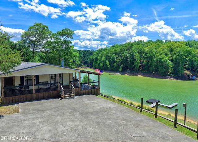 Property at 1059 Dean Cir, Dandridge, TN 37725, 2 beds, 2 baths