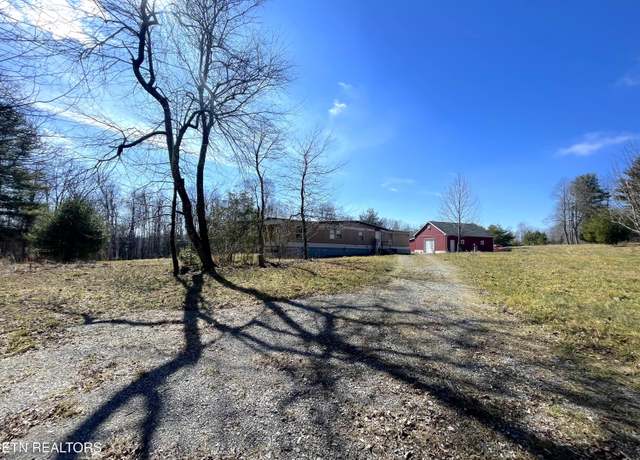 Property at 5450 Mayland Rd, Crossville, TN 38571, 2 beds, 2 baths