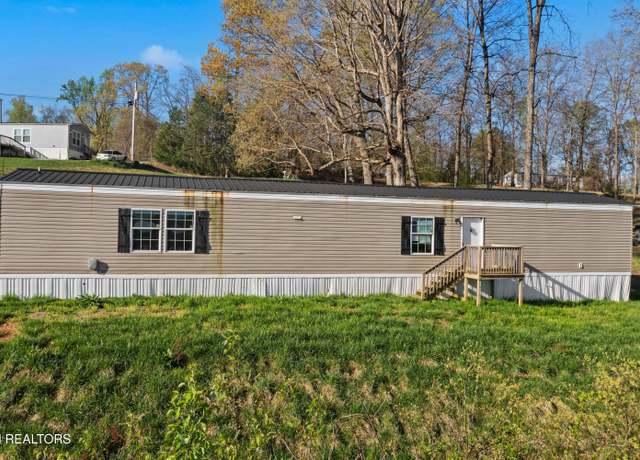 Property at 230 Cingular Dr, New Tazewell, TN 37825, 3 beds, 2 baths