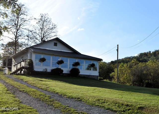 Property at 3000 Upper Caney Valley Rd, Tazewell, TN 37879, 2 beds, 2 baths