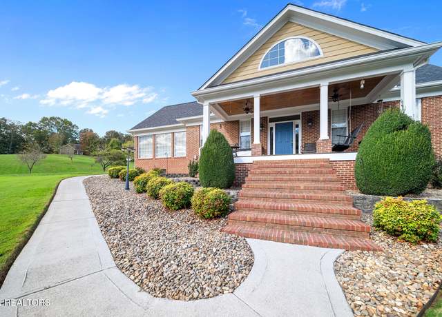 Property at 111 & 121 Riesling Ct, Loudon, TN 37774, 3 beds, 2.5 baths