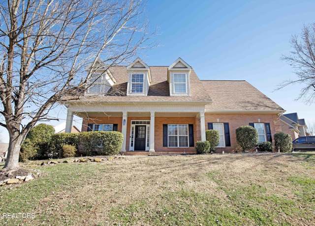 Property at 1422 Stone Tower Drive Dr, Knoxville, TN 37922, 4 beds, 3.5 baths