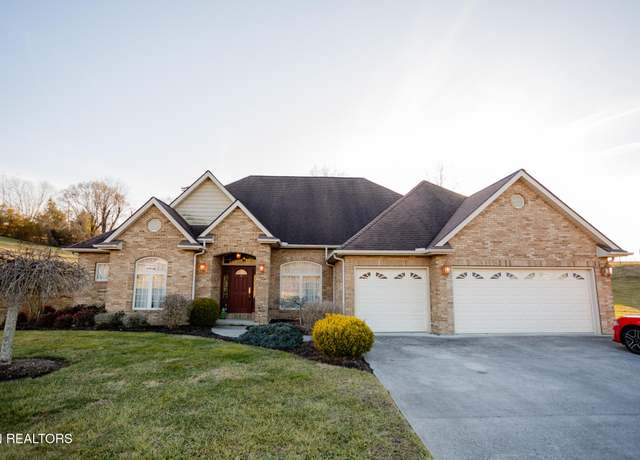 Property at 120 Deevel Blvd, Harrogate, TN 37752, 3 beds, 2.5 baths