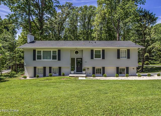 Property at 133 Nebraska Ave, Oak Ridge, TN 37830, 4 beds, 2.5 baths