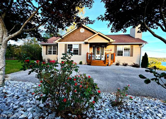 Property at 240 Mariner Point Rd, Lafollette, TN 37766, 1 bed, 3 baths