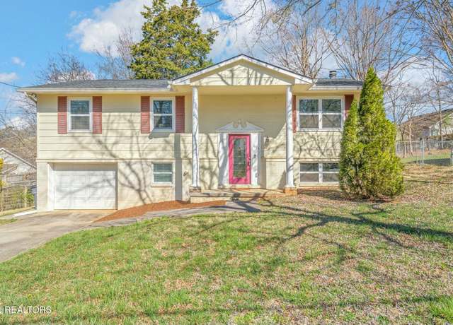 Property at 7625 Hawthorne Dr, Knoxville, TN 37919, 3 beds, 2 baths