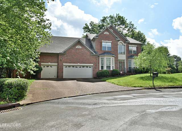 Property at 9000 Cloverleaf Ln, Knoxville, TN 37922, 4 beds, 3 baths