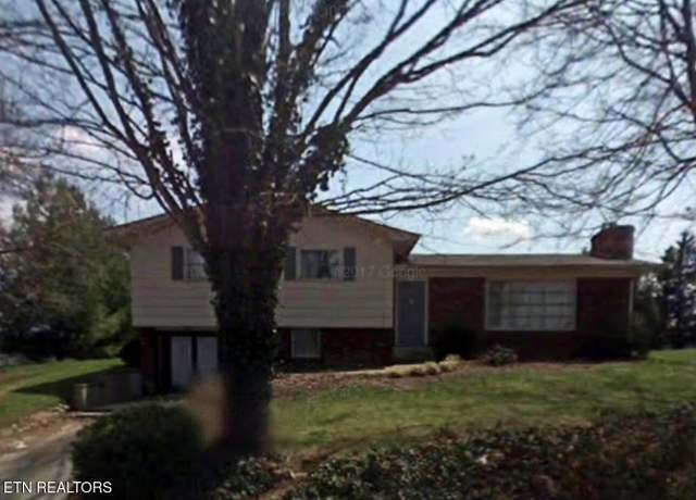 Property at 560 High St, Harrogate, TN 37752, 4 beds, 2 baths