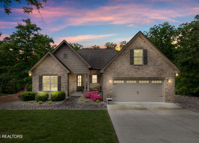 Property at 110 Osage Ln, Loudon, TN 37774, 4 beds, 3 baths