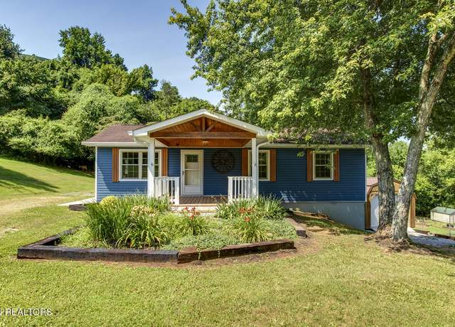 Property at 146 Trail View Dr, Loudon, TN 37774, 3 beds, 2 baths