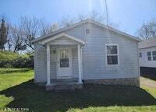 Property at 2620 Nichols Ave, Knoxville, TN 37917, 2 beds, 1 bath