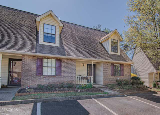 Property at 916 Bradley Bell Dr, Knoxville, TN 37938, 2 beds, 2 baths