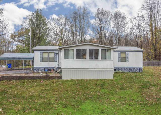 Property at 433 S Wilder Ave, Rockwood, TN 37854, 3 beds, 2 baths