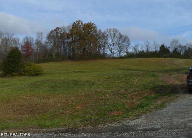Property at 127 Henley St, Tazewell, TN 37879