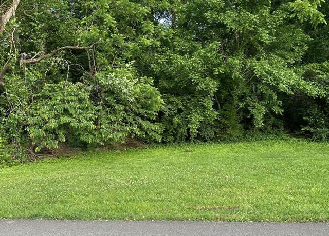 Property at 1808 S Hills Dr, Knoxville, TN 37920