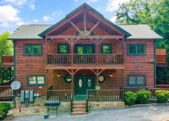 Property at 204 Dogwood Point Way, Gatlinburg, TN 37738, 7 beds, 7.5 baths