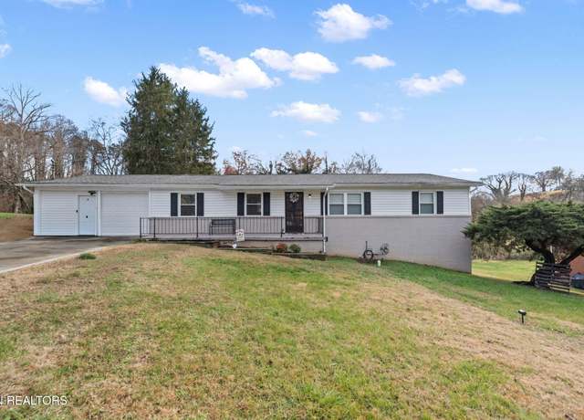 Property at 2408 Brooks Ave, Knoxville, TN 37914, 3 beds, 2 baths