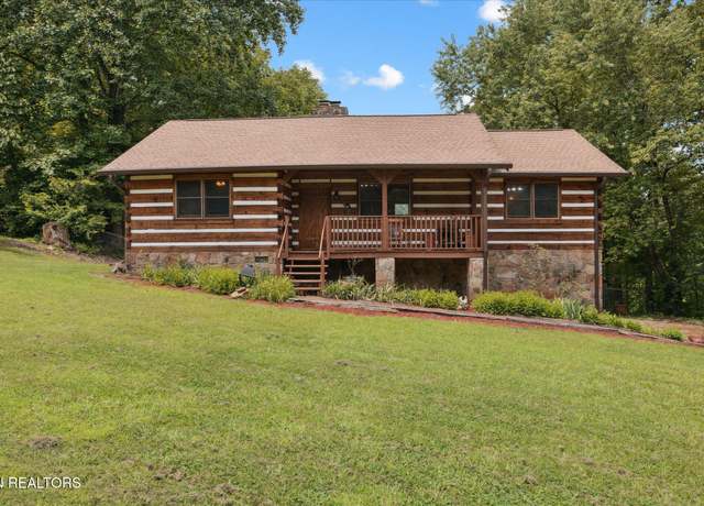 Property at 6605 Crescent Dr, Knoxville, TN 37920, 3 beds, 3 baths