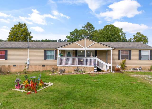 Property at 534 Old Stage Rd Off Rd, Dandridge, TN 37725, 4 beds, 2 baths