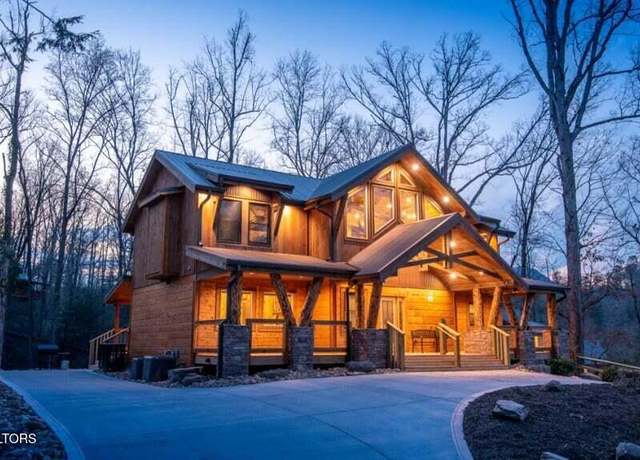 Property at 2722 Dayne Dr, Sevierville, TN 37876, 4 beds, 5.5 baths