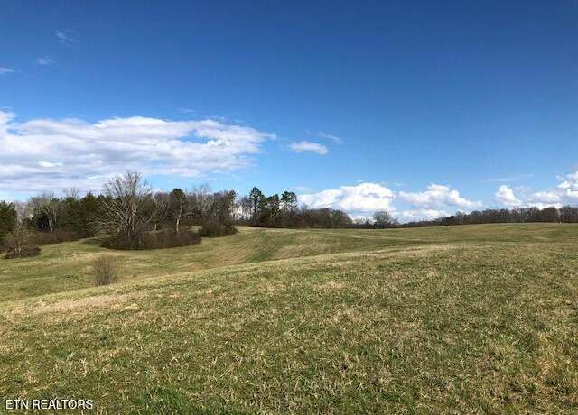 Property at 8634 Shackleford Ln, Strawberry Plains, TN 37871