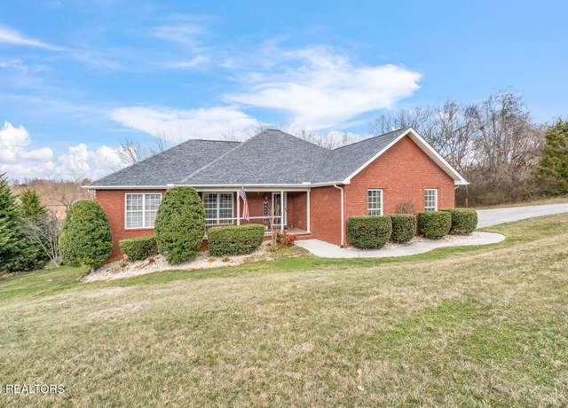 Property at 191 Portland Dr, Lenoir City, TN 37771, 5 beds, 3.5 baths