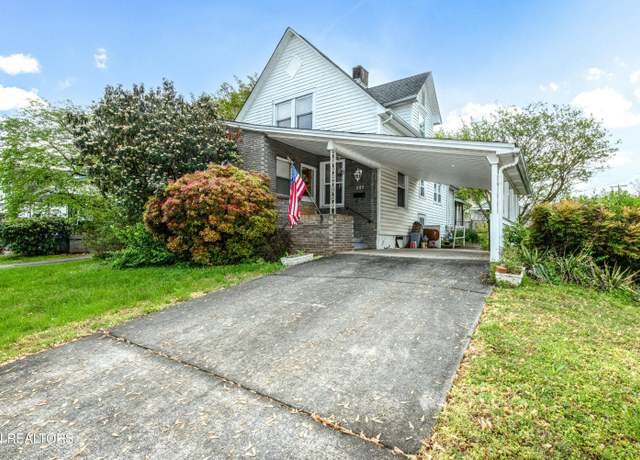 Property at 285 Telford St, Alcoa, TN 37701, 3 beds, 2 baths