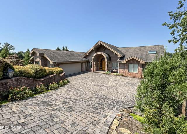 Property at 230 Tecumseh Way, Loudon, TN 37774, 4 beds, 4 baths