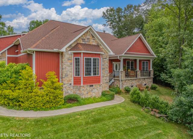 Property at 135 Chanusi Way, Loudon, TN 37774, 4 beds, 3 baths