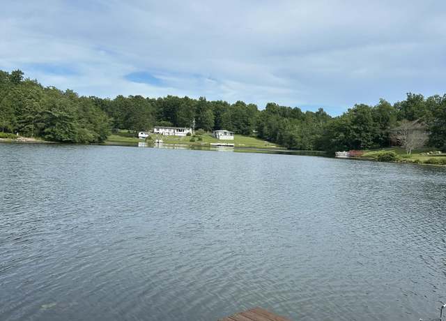Property at 130 Mena Ln, Crossville, TN 38572, 4 beds, 3 baths