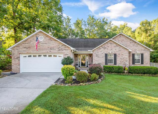 Property at 3220 Roanoke Cir, Knoxville, TN 37920, 3 beds, 2 baths