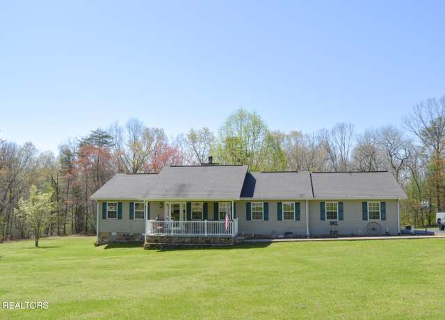Property at 156 S Summerhaven Dr, Crossville, TN 38555, 3 beds, 2 baths