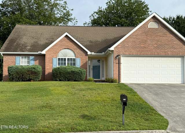 Property at 1670 Maremont Rd, Knoxville, TN 37918, 3 beds, 2 baths