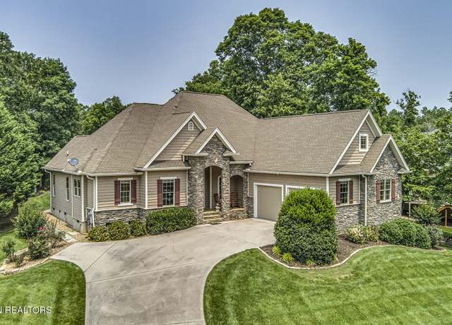 Property at 102 Vinita Way, Loudon, TN 37774, 3 beds, 3 baths