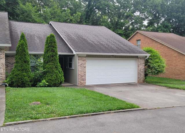 Property at 237 Camelot Ct, Knoxville, TN 37922, 3 beds, 2.5 baths