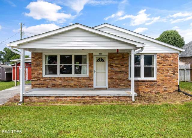 Property at 335 S Fowler St, Clinton, TN 37716, 3 beds, 1 bath