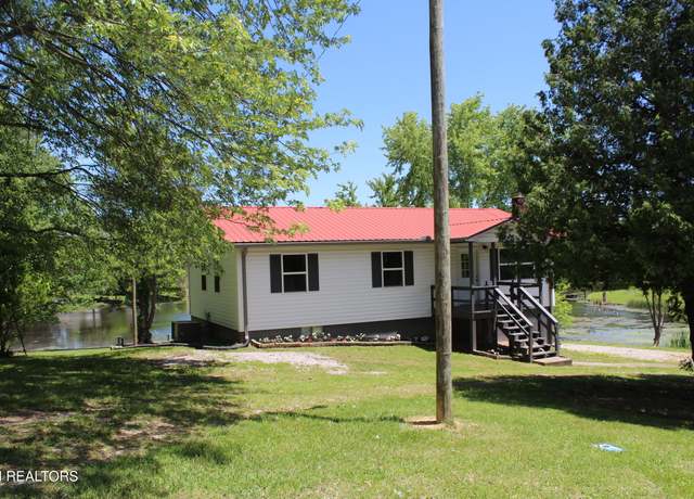 Property at 515 Silver Lake Dr, Jamestown, TN 38556, 3 beds, 1.5 baths