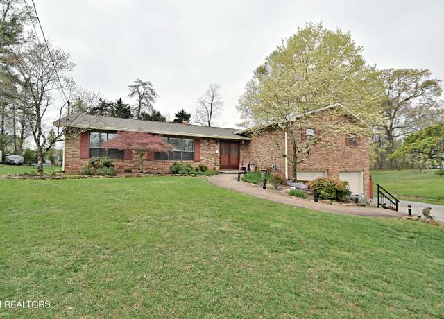 Property at 7309 Chartwell Rd #4, Knoxville, TN 37931, 5 beds, 3.5 baths