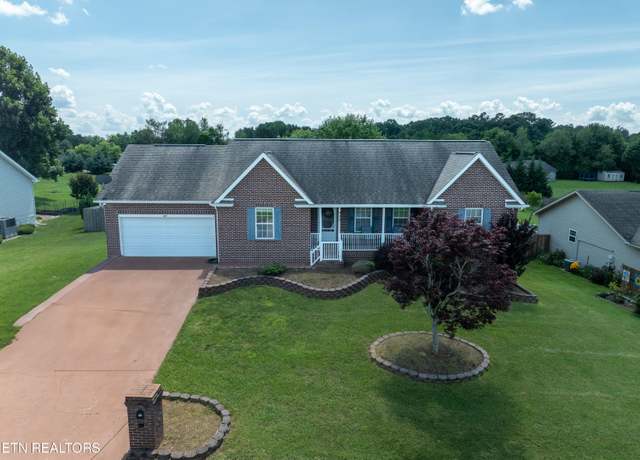Property at 933 Mossy Grove Ln, Maryville, TN 37801, 3 beds, 3 baths