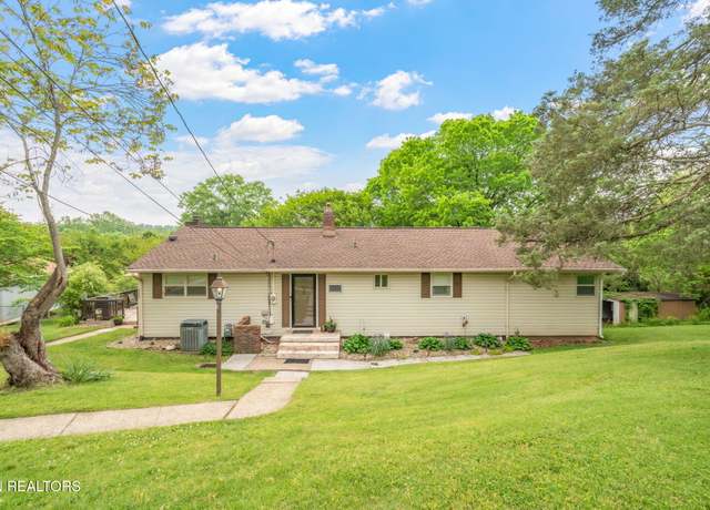 Property at 113 Paine Ln, Oak Ridge, TN 37830, 4 beds, 2 baths