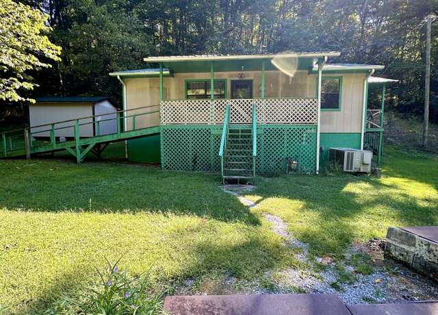 Property at 176 Pearly Ward Ln, Caryville, TN 37714, 2 beds, 1 bath