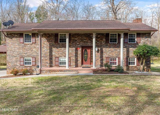 Property at 1301 Chert Pit Rd, Knoxville, TN 37923, 4 beds, 2.5 baths