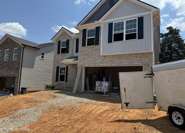 Property at 8824 Keenberg Ln, Knoxville, TN 37931, 4 beds, 2.5 baths
