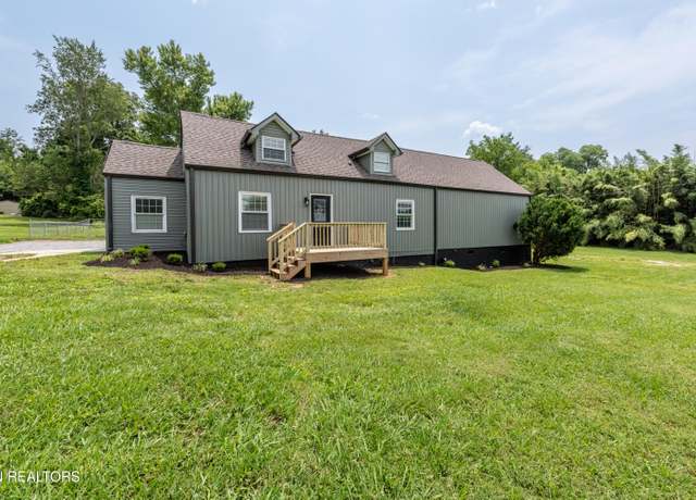 Property at 957 W Hunt Rd, Alcoa, TN 37701, 4 beds, 3 baths