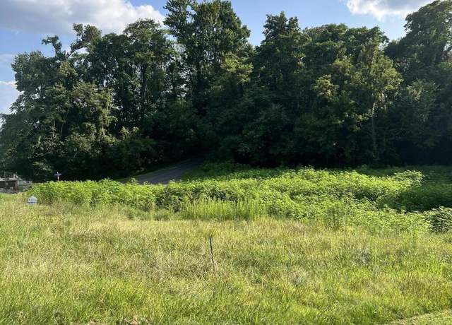 Property at 909 E Walden St, Lafollette, TN 37766