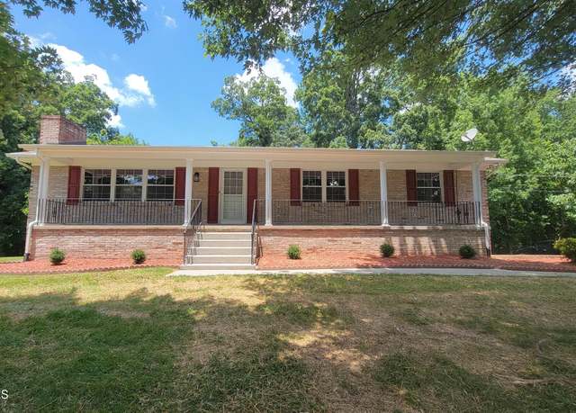 Property at 1601 Foxboro Dr, Knoxville, TN 37912, 3 beds, 2.5 baths