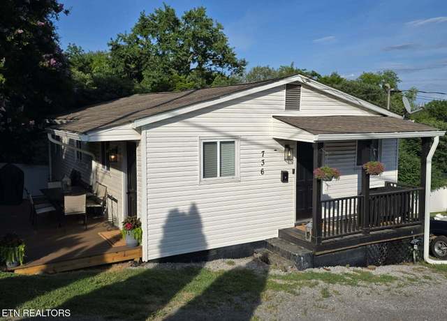 Property at 736 W Oak Hill Ave, Knoxville, TN 37921, 3 beds, 1 bath
