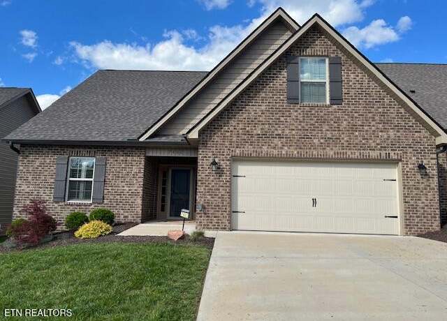 Property at 7402 Willow Path Ln, Knoxville, TN 37918, 3 beds, 2 baths