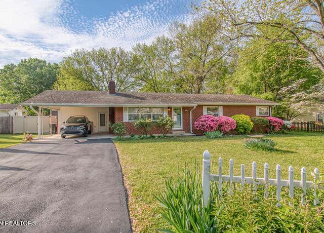 Property at 3908 Fairmont Blvd, Knoxville, TN 37917, 3 beds, 2 baths