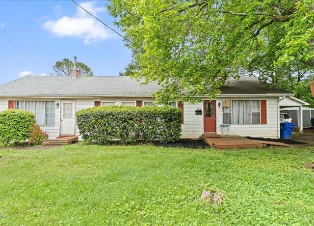Property at 383 Robertsville Rd, Oak Ridge, TN 37830, 4 beds